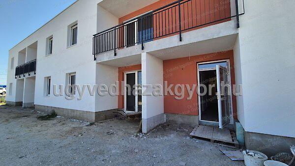 LAKÁS  FSZ , Győr képe