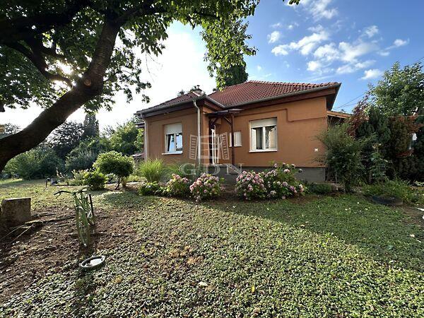 Ház is és lakás is a, Kaposvár képe