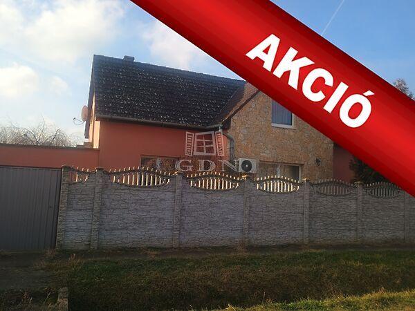 Kereszt, Hajdúhadház képe