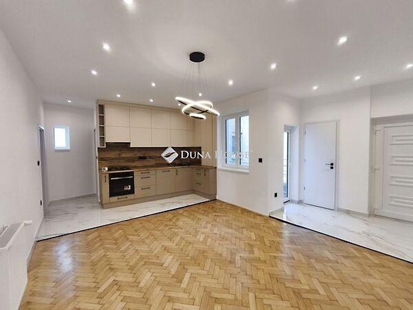 Perczel Miklós, Pécs képe