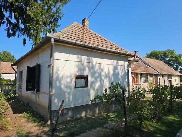 Szabadság, Gölle képe