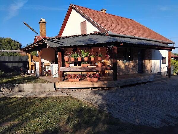 Bajcsy Zs. u. 48-, Monostorpályi képe