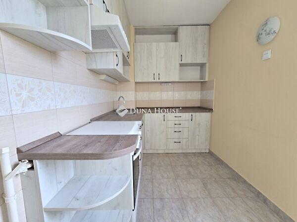 Sarolta, Pécs képe