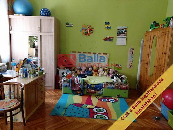 Ambrus Zoltán, Budapest, IV. kerület képe