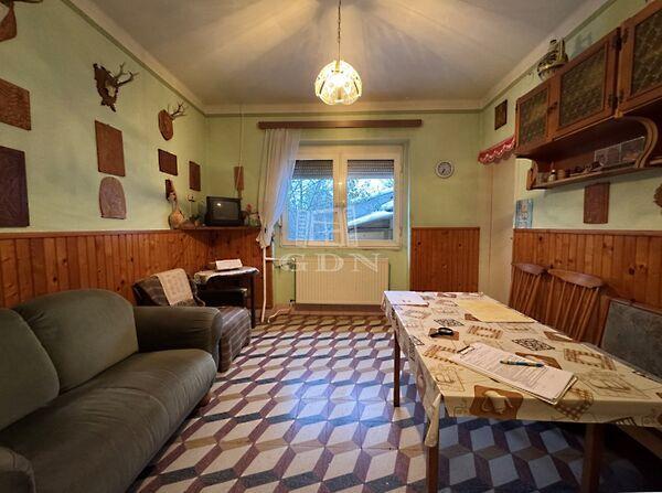 Központhoz, Magyaralmás képe