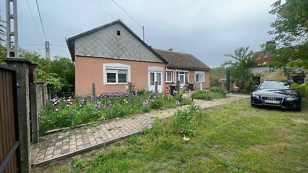 Sziget u., Monostorpályi képe