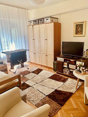 Köztelek, Győr képe