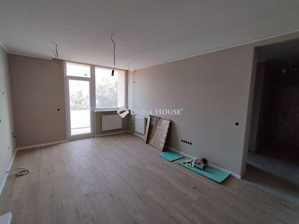 Komáromi, Tatabánya képe