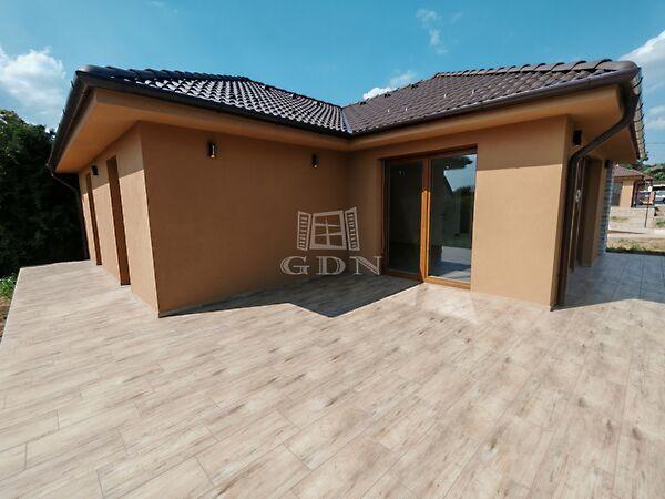 Mező, Csömör képe