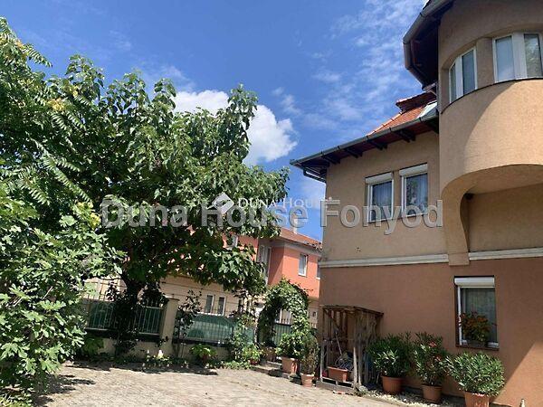 Klapka György, Balatonboglár képe