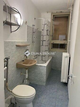 Mártírok, Tatabánya képe