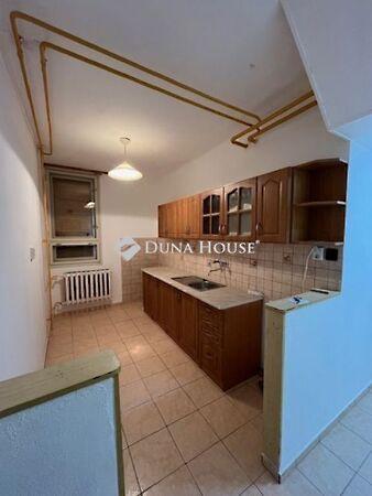 Mártírok, Tatabánya képe