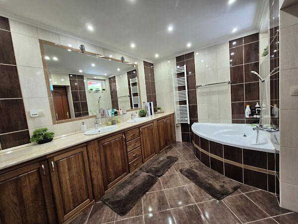 Petőfi, Kiskunhalas képe