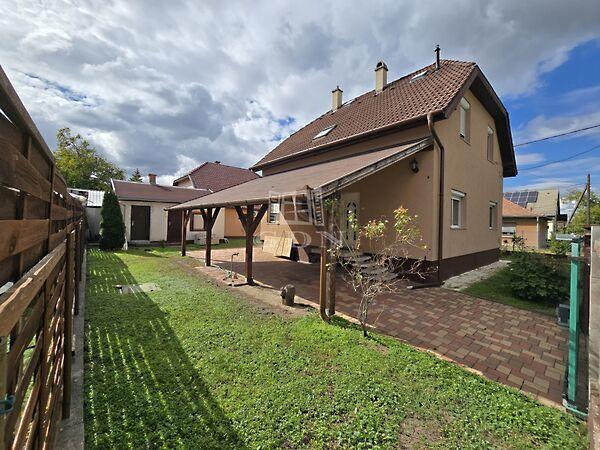 Rákoskeresztúron két generációs, Budapest, XVII. kerület képe