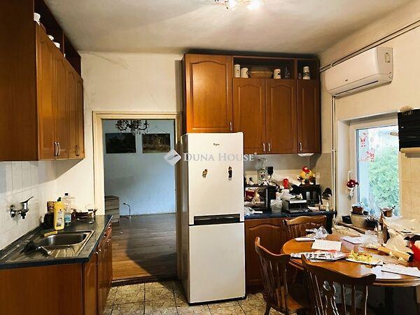 Hősök, Piliscsév képe