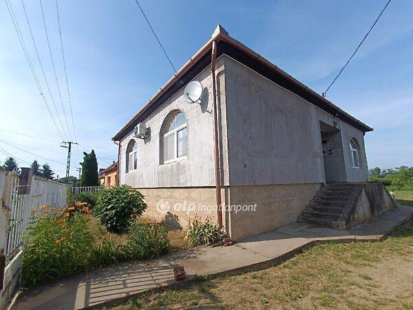 Kossuth, Szabolcsbáka képe