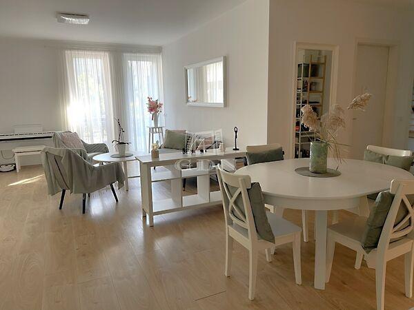 Teraszos,, Biatorbágy képe