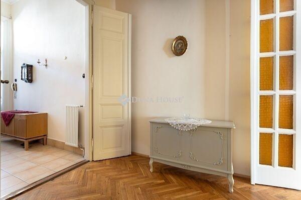 Kossuth Lajos, Budapest, V. kerület képe