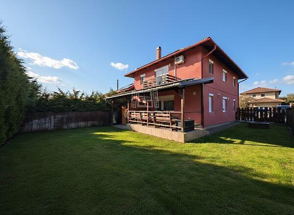 Mogyoród csendes, Mogyoród képe