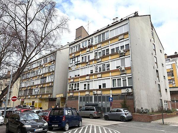 Aradi vértanúk, Esztergom képe