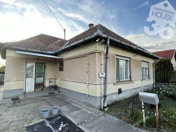 Virágos, Soltszentimre képe