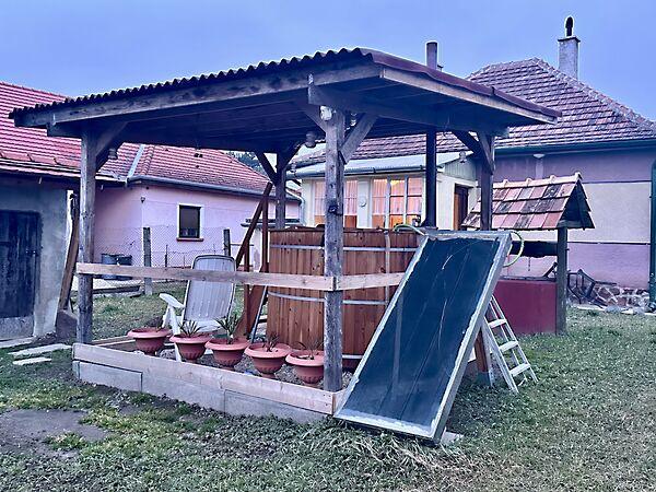 Központhoz, Pacsa képe