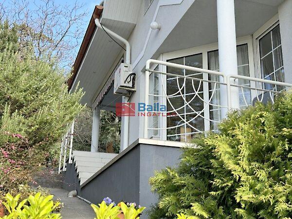 Liliom, Budaörs képe