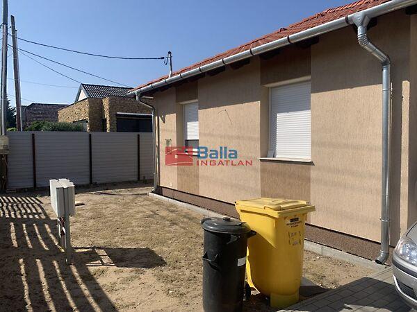 Juhász Gy., Gyál képe