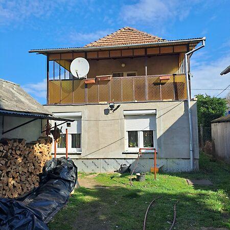 Judit Ingatlan és, Monor képe