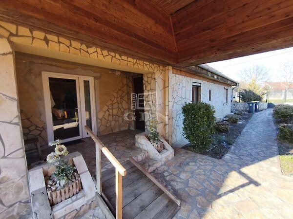 Bicskei út, Albertirsa képe