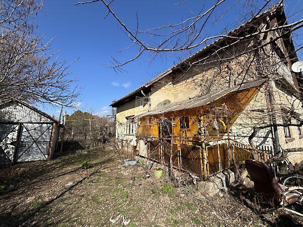 Felújítandó tégla családi, Monorierdő képe