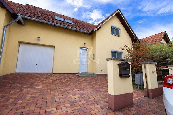 Veresegyház kertvárosi, Veresegyház képe