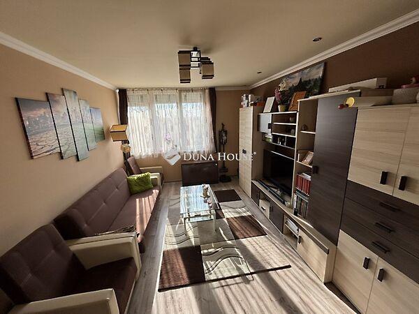 Május 1., Tata képe