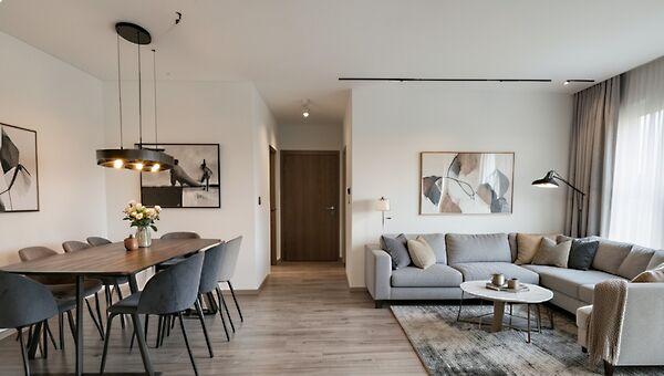 Knézich Károly, Vecsés képe