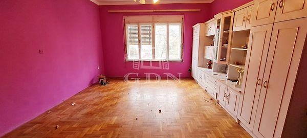 Frekventált, Boldog képe