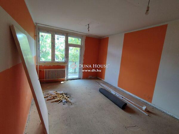 Komáromi utca, Tatabánya 2. képe