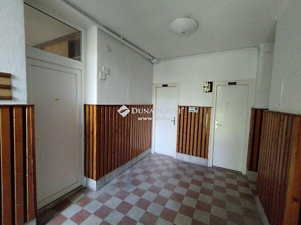 Komáromi, Tatabánya 3. képe