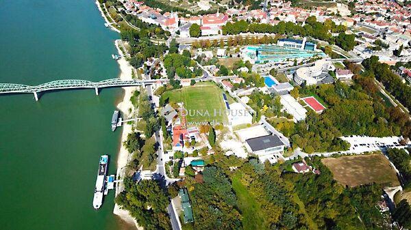 Helischer József, Esztergom képe