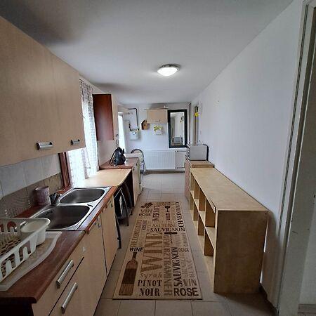 Judit Ingatlan és, Monor 2. képe