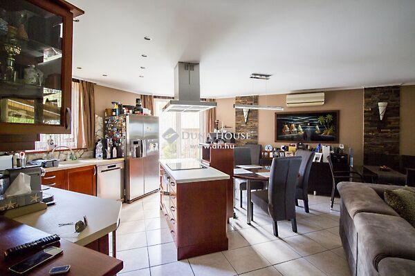 Csalogány, Csömör 2. képe