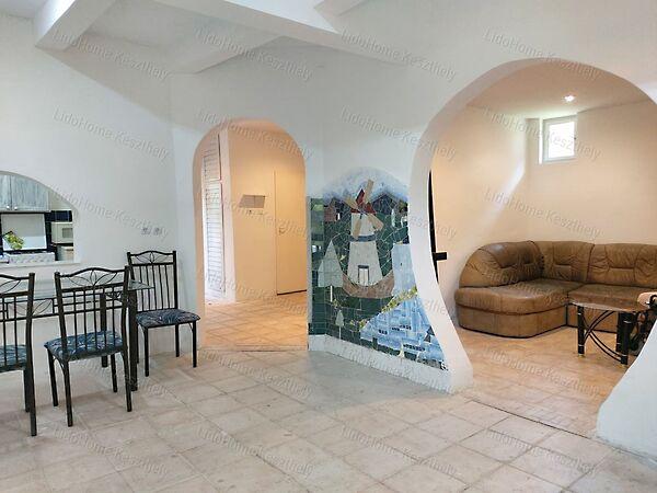 Balatonfenyves képe