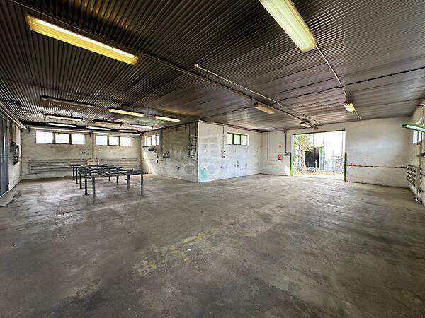 Ipari környezetben, Vác, Vác képe