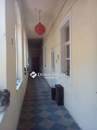 Király, Pécs 2. képe