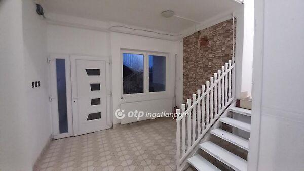 Hatvani, Boldog képe