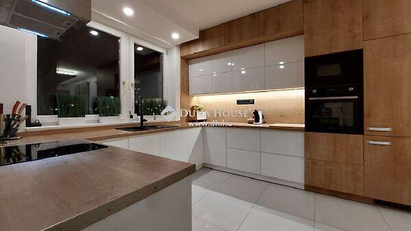 Bányai Kornél, Esztergom 2. képe