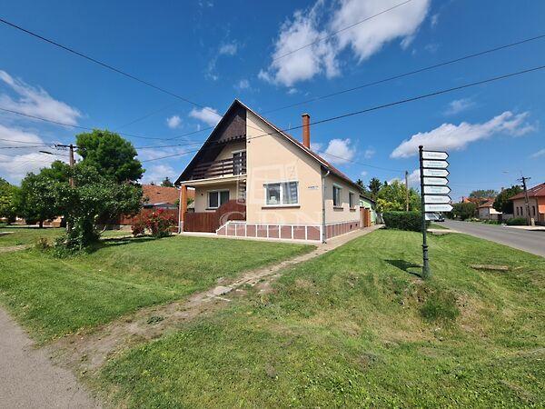 Köztársaság, Bácsalmás képe