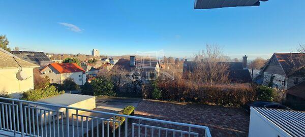 Dr. Óvári Ferenc, Balatonalmádi 2. képe