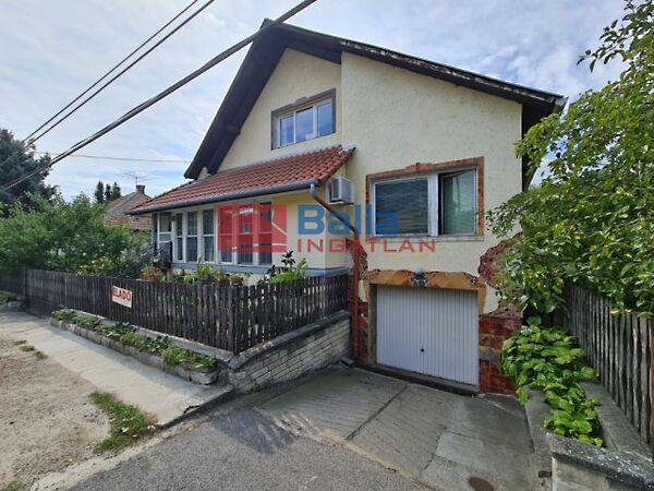 Mártírok, Sóskút képe