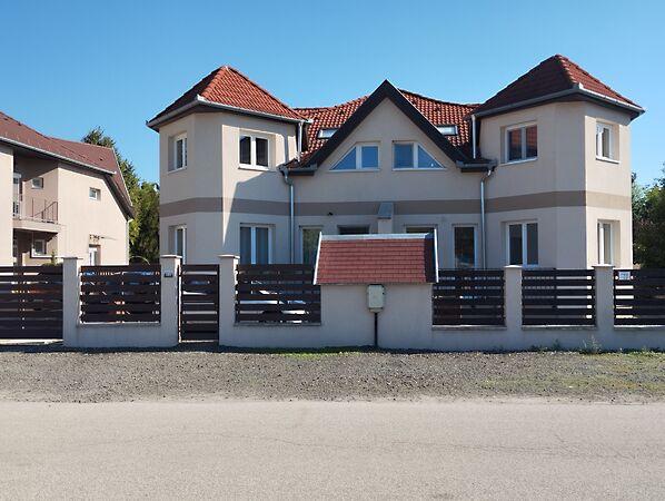 Kerekerdő utca, Göd képe