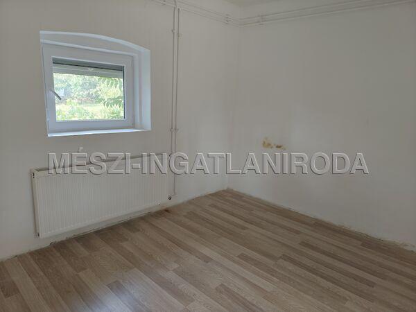 Petőfi u., Hegyesd 3. képe